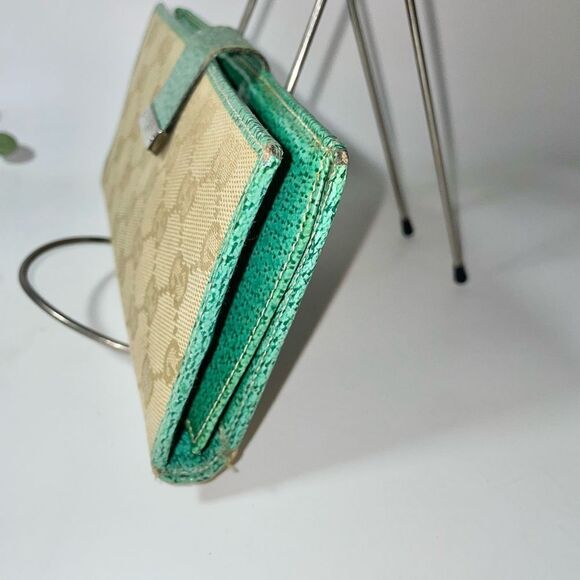Gucci Tan and Green Continental Wallet - Picture 5 of 16